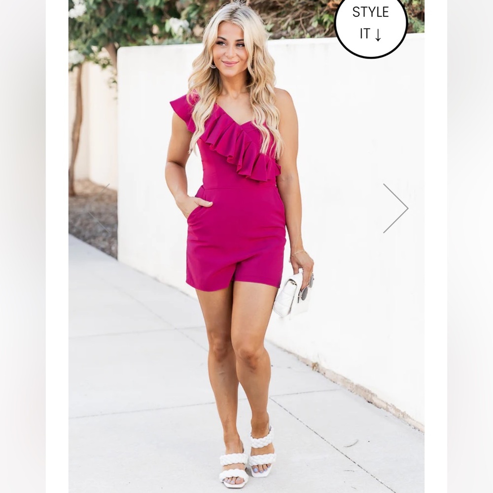 Pink Lily one-shoulder ruffle romper size M (NEW - was not shipped w/ tag)